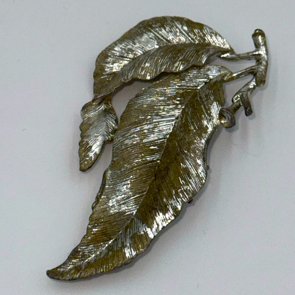 Vintage Sarah Coventry Silver Leaf Brooch Signed