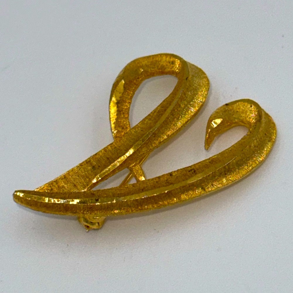 Vintage Elegant Gold-Tone Brooch