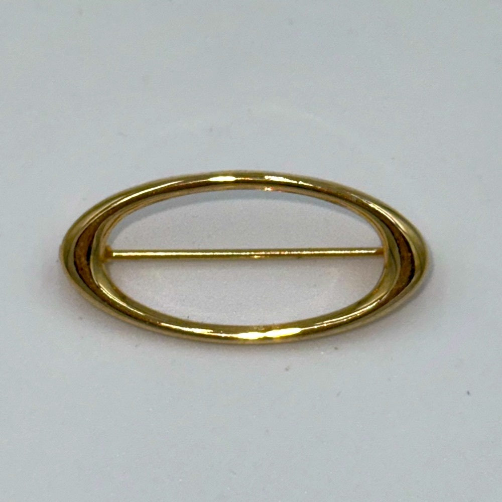 Vintage Elegant Gold Oval Brooch