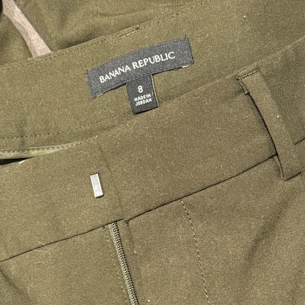 Banana Republic Dark Olive Stretch Chinos Ladies Size 8