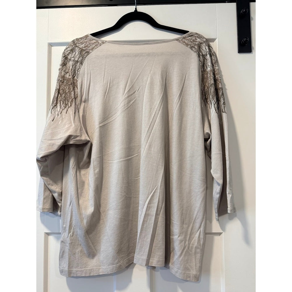 Chico's Decorative Beaded Knit Tee With Feather Design Ladies Size XL