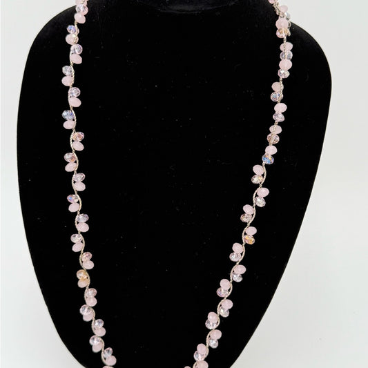 A sparkler! Elegant Light Pink Twist Beaded Necklace