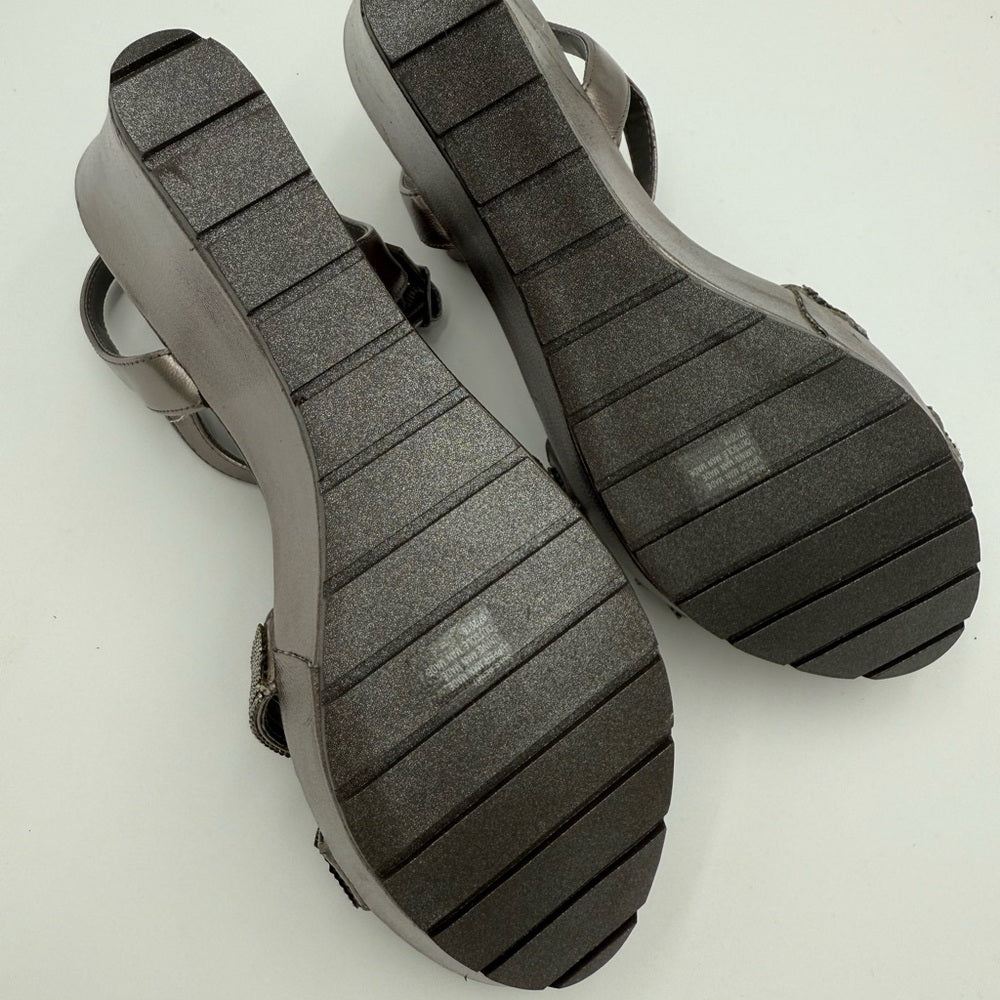 NIB Kenneth Cole Reaction Elegant Pewter Strappy Sandals With Sparkles Sz 9.5