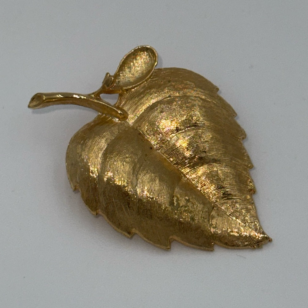 Vintage Avon Gold-Tone Leaf Brooch