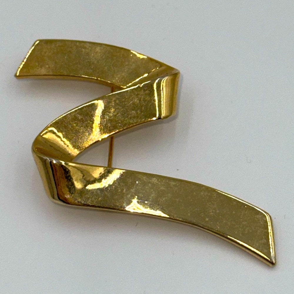 Vintage Asymmetrical Flourish Gold-Tone Brooch