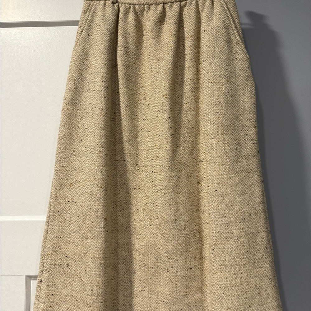 Vintage Cream Herringbone Tweed Women's Skirt by MJ Concepts in Sportswear Sz 9