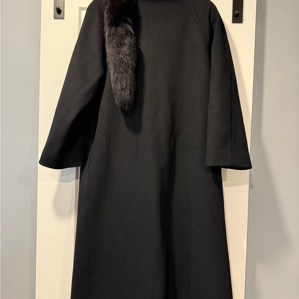 Vintage Elegant Black Coat With Faux Fur Collar by Windermere Ladies Sz 10