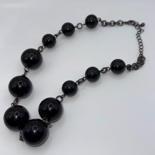 Elegant Black Chunky Beaded Necklace on Gunmetal Chain