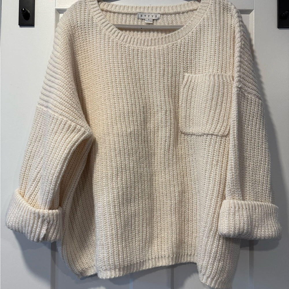 HYFVE Cream Cable Knit Chunky Sweater Ladies Size Large