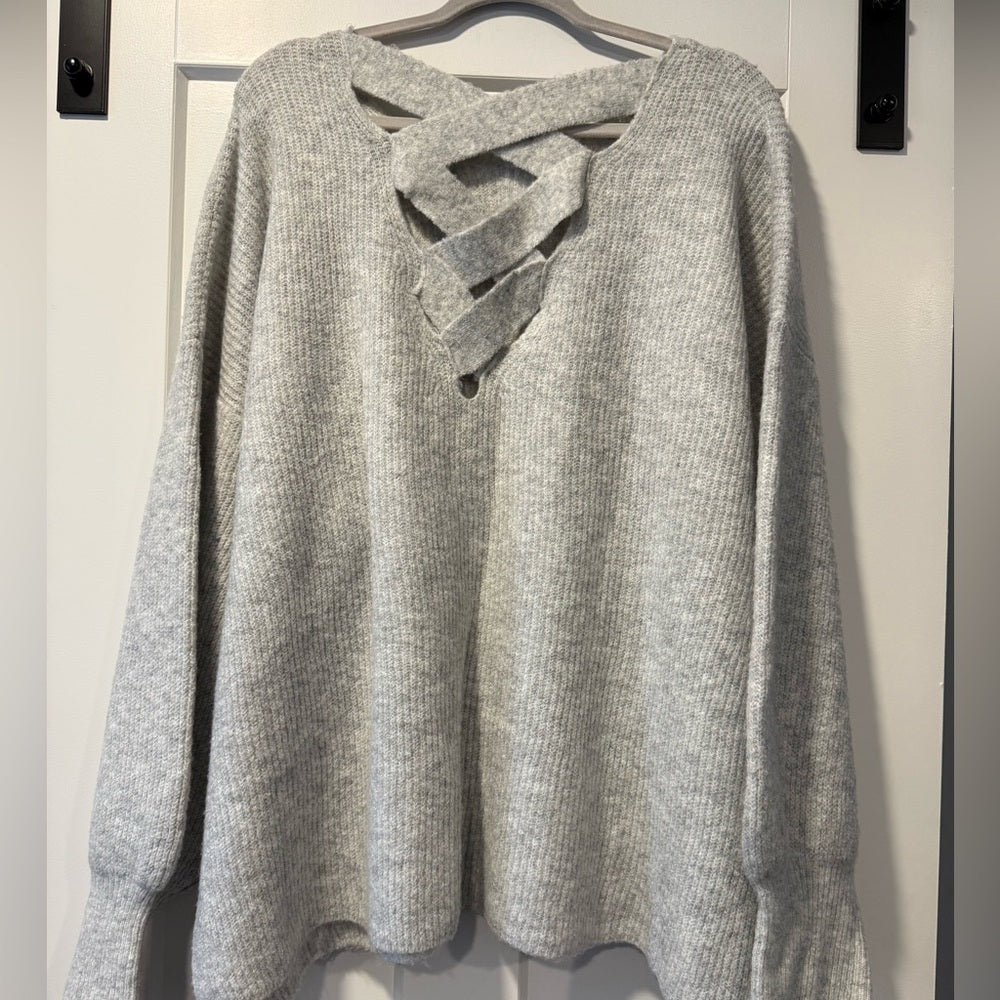 Gilli Light Gray Women's Crew Neck Sweater w/ Criss-Cross Back Sz 2X