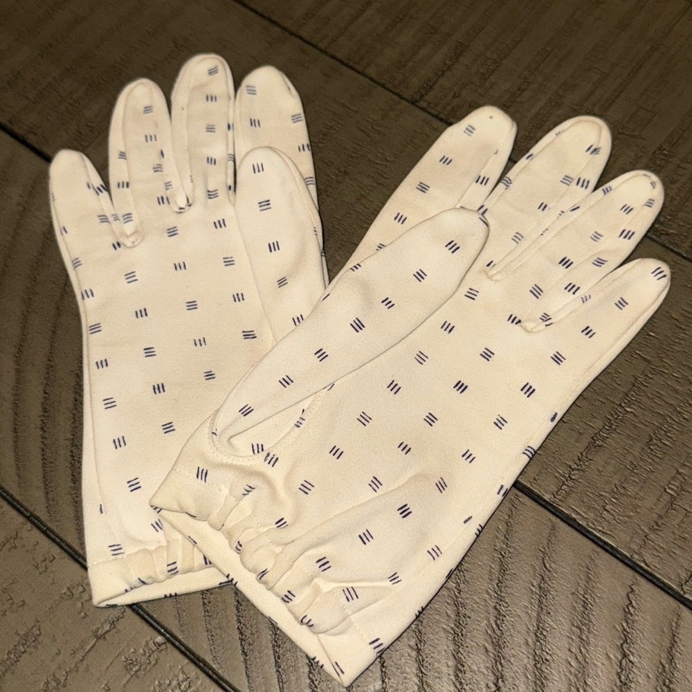 Vintage White Fabric Ladies Dress Gloves With Blue Lines Pattern