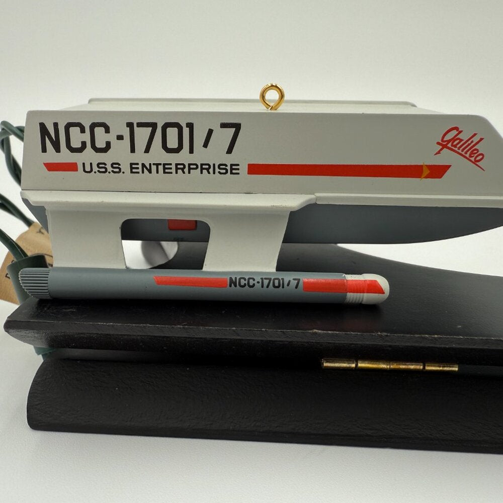 NIB 1992 Hallmark Keepsake Ornament Star Trek Shuttlecraft Galileo