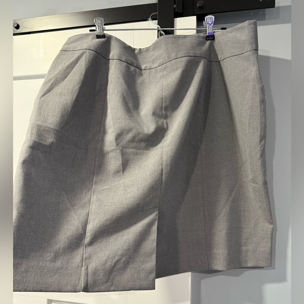 LOFT Gray Classic Pencil Skirt Ladies Size 16