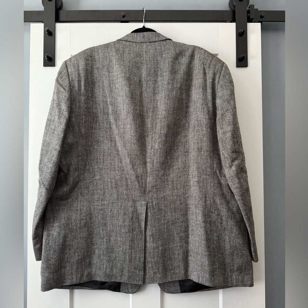 Stafford Men's Gray Dress Blazer With Silk Lining Size 50 Regular