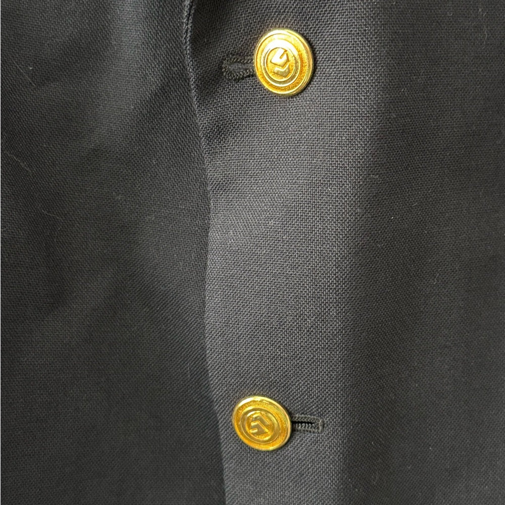 Wimbledon Classic Navy Wool-Blend Blazer With Gold Button Accents Size 50 R