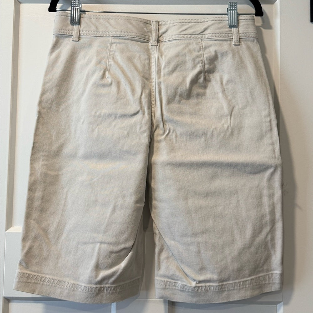 St. John's Bay Tan Stretch Bermuda Shorts Ladies Size 10