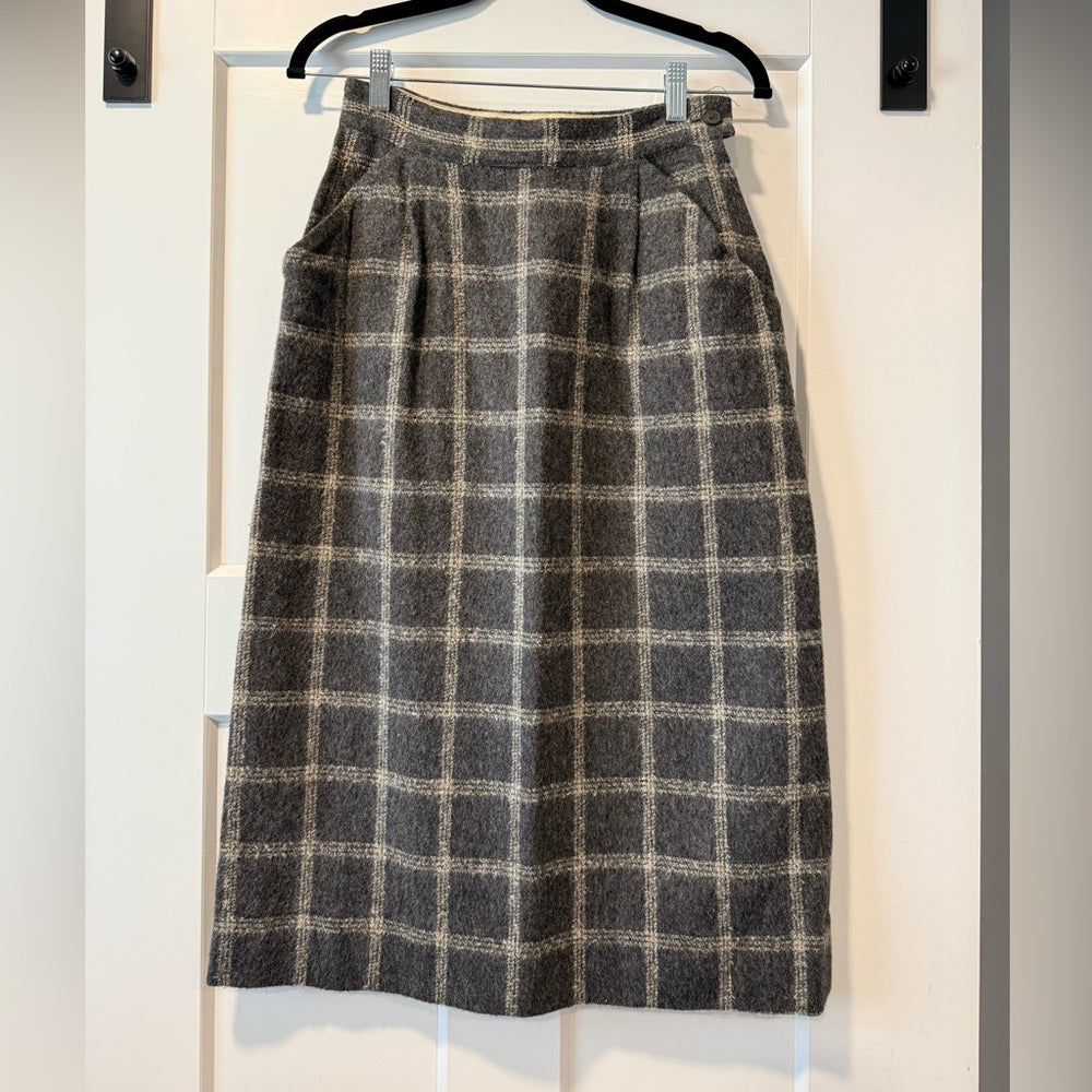 Vintage Bobbie Brooks Charcoal Plaid A-Line Wool Skirt Ladies Size 8