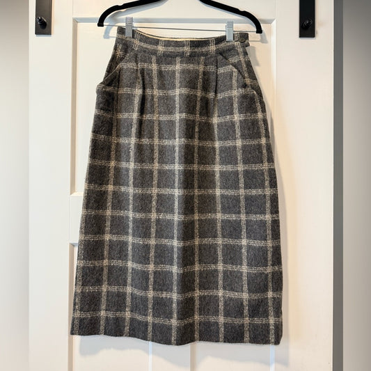 Vintage Bobbie Brooks Charcoal Plaid A-Line Wool Skirt Ladies Size 8