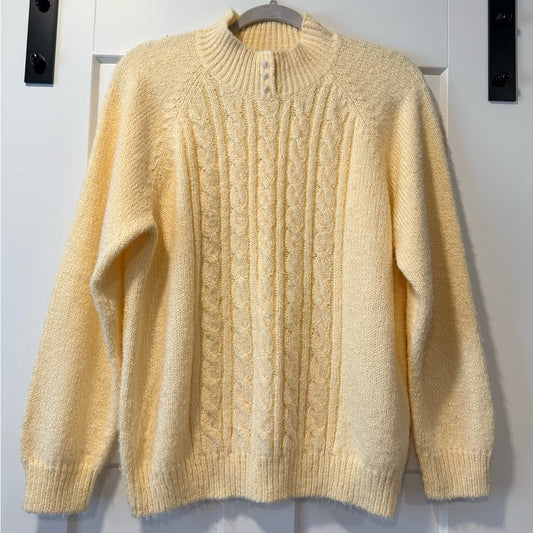 Vintage Karen Scott Soft Yellow Cable Knit Sweater w/ Pearl Accents Size Large