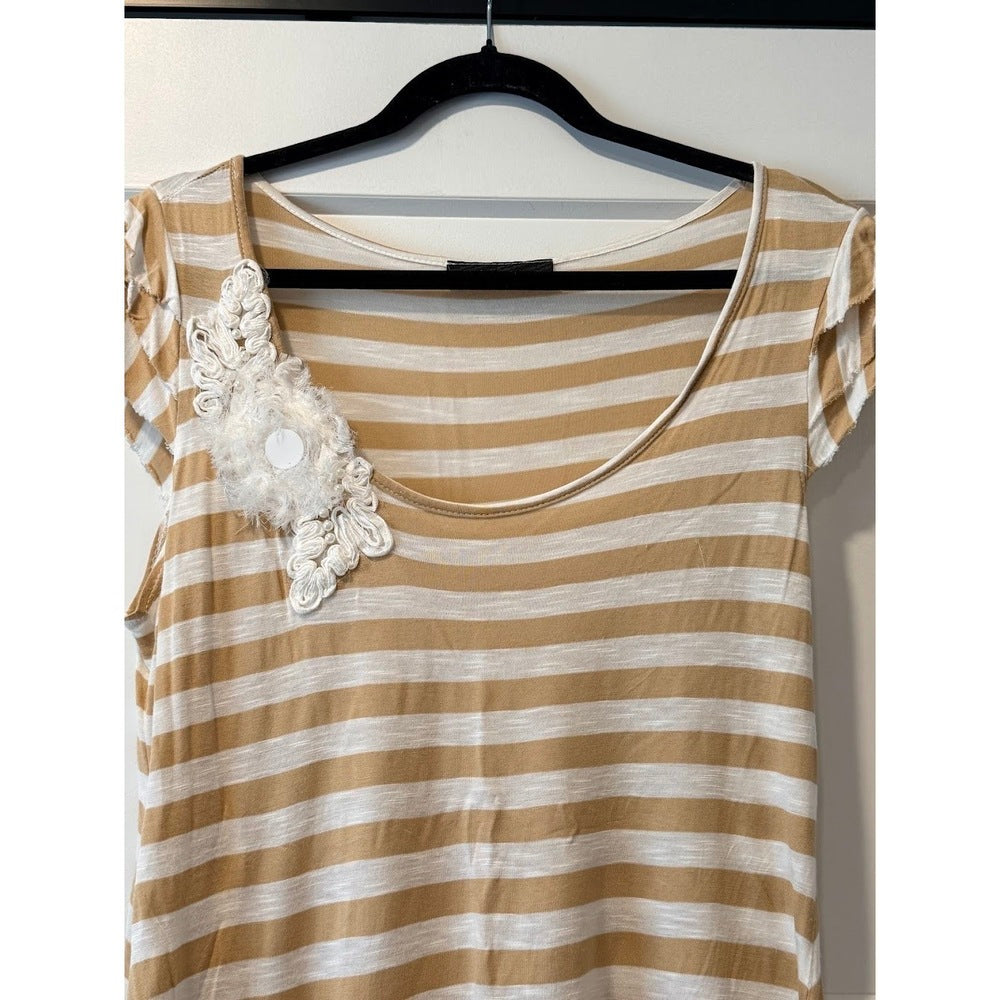Fun & Flirty Mon Amie Striped Tee With Flower Embellishment Ladies Sz Medium