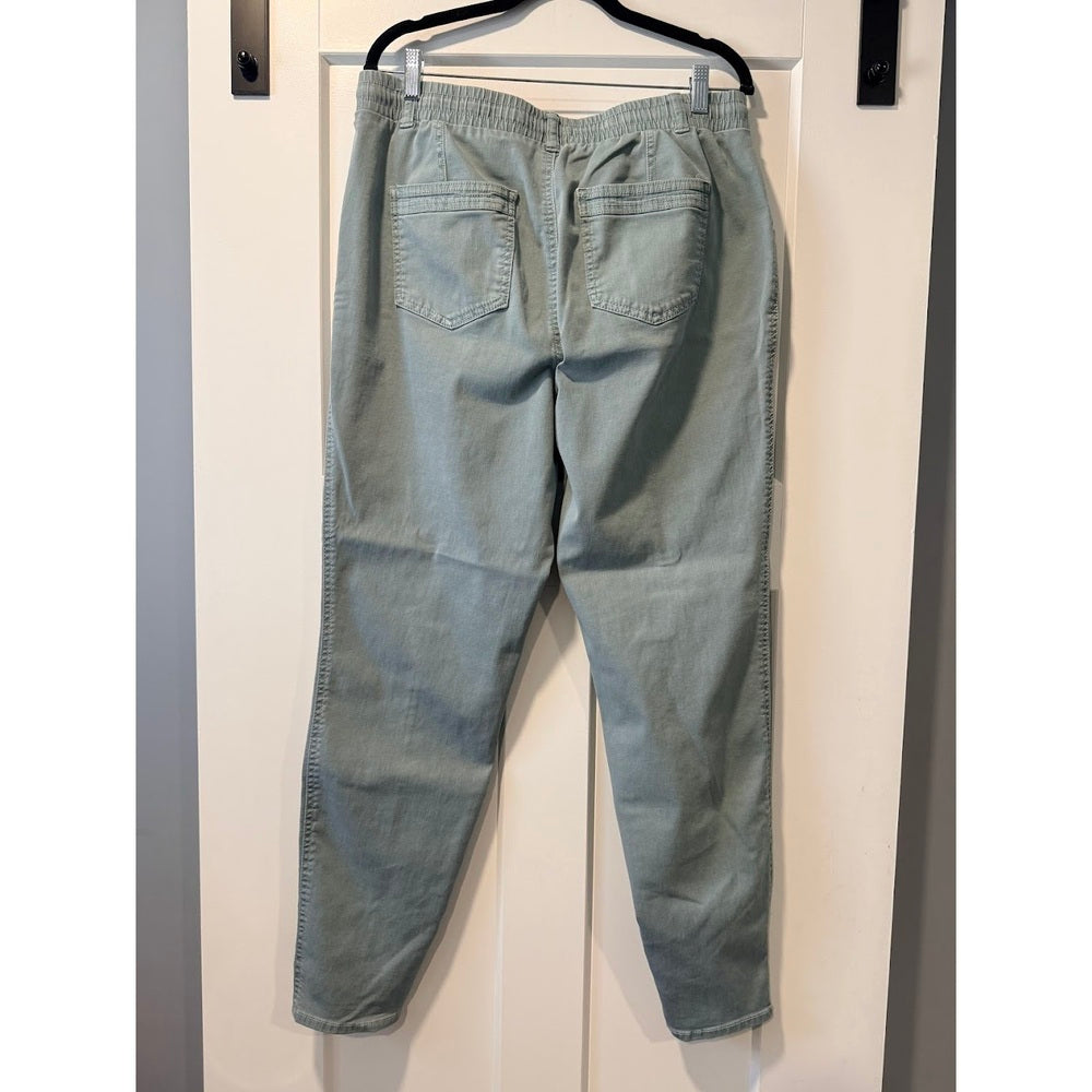 Maurices Stretchy Casual Jogger Pants in Sage Green Ladies Size Large