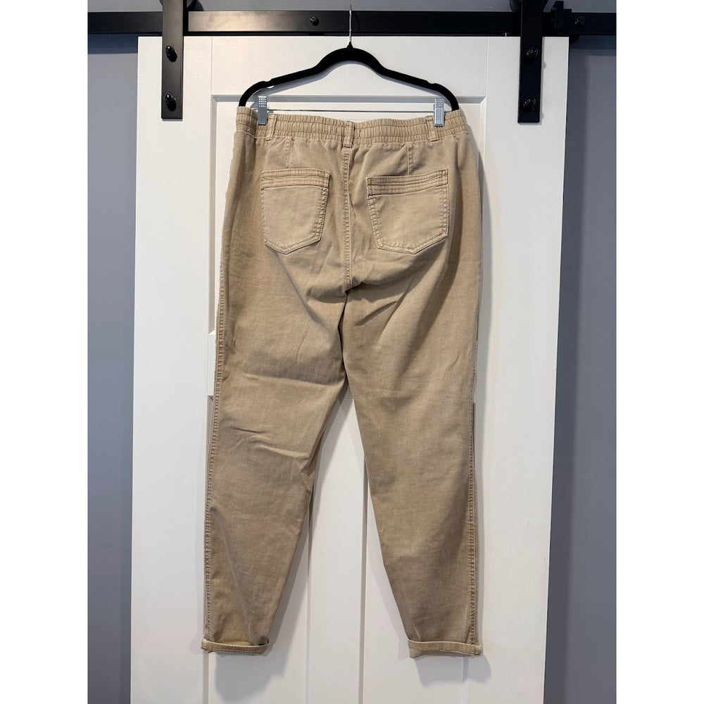 Maurices Stretchy Casual Jogger Pants in Khaki Ladies Size Large