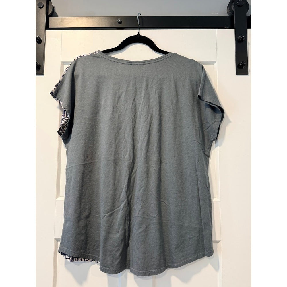 Chico's Embellished Gray Tee With Beads and Floral Pattern Ladies XL