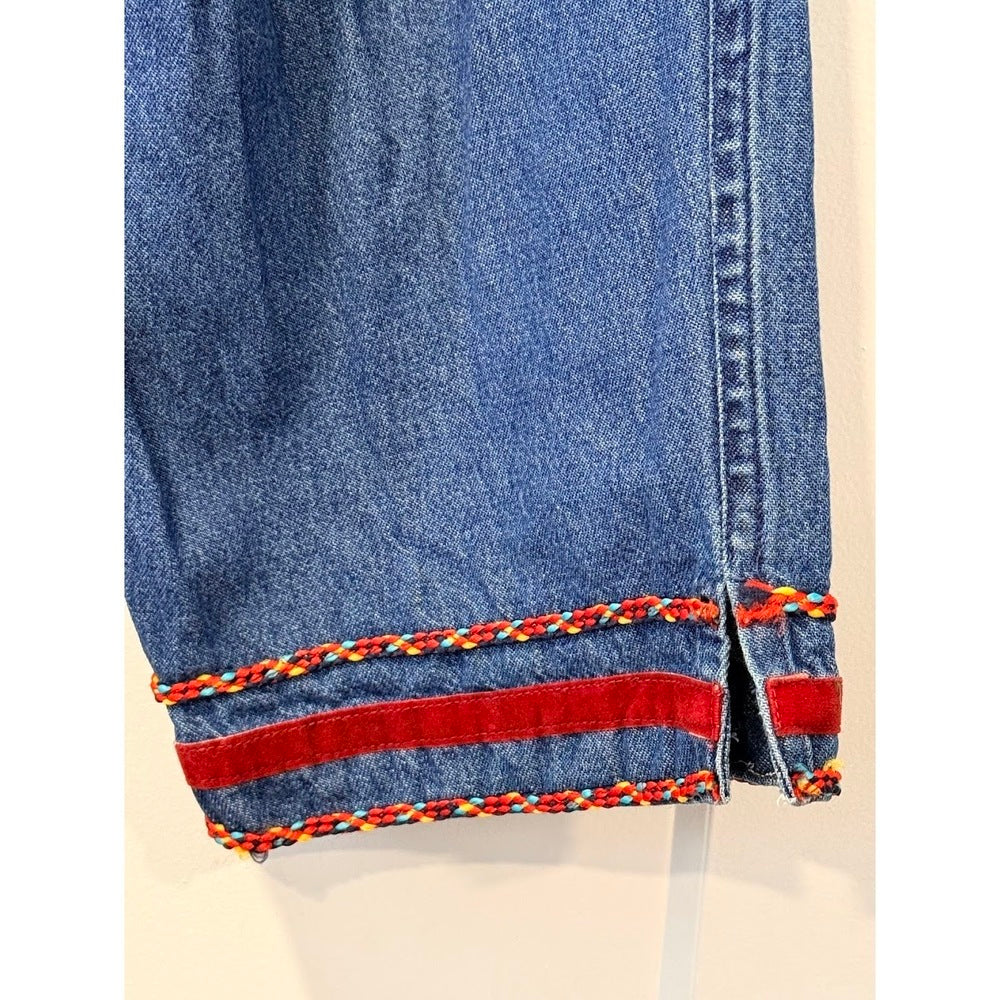 Vintage Embellished Denim Pull-On Capris by Life Style Ladies Size Large