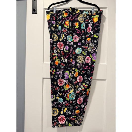 NWT Briggs Vibrant Summertime Print on Black Stretchy Capri Pants Sz 20 W