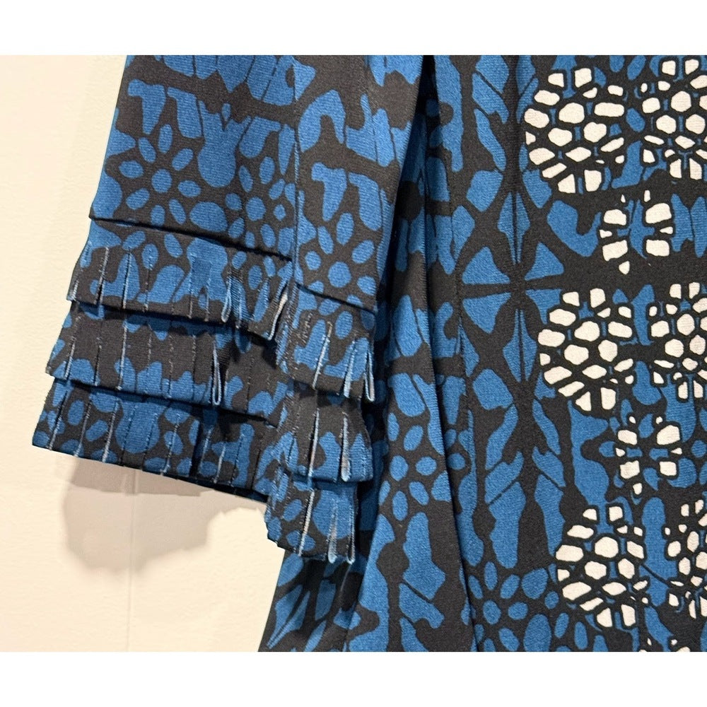 Alfani Teal, Black & White Long-Sleeve Abstract Print Blouse Size Medium
