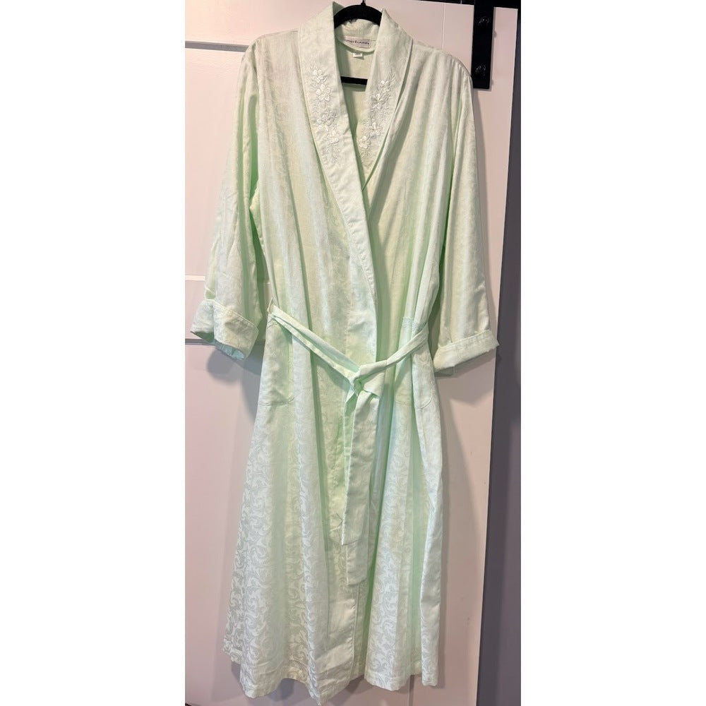 Vintage Miss Elaine Floral Embroidered Robe & Night Gown Set Sz XL