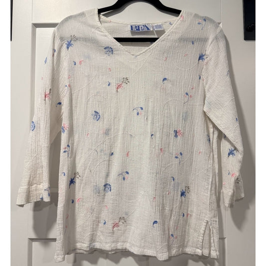 Vintage BFA Classics White Gauzy Embroidered Blouse Ladies Size Medium
