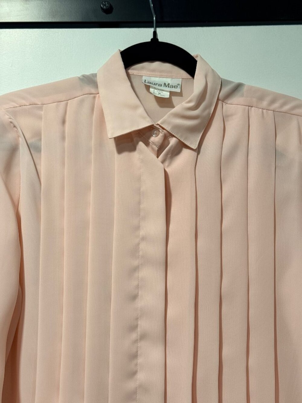 Vintage Laura Mae Light Pink Pleated Front Polyester Blouse Size 12