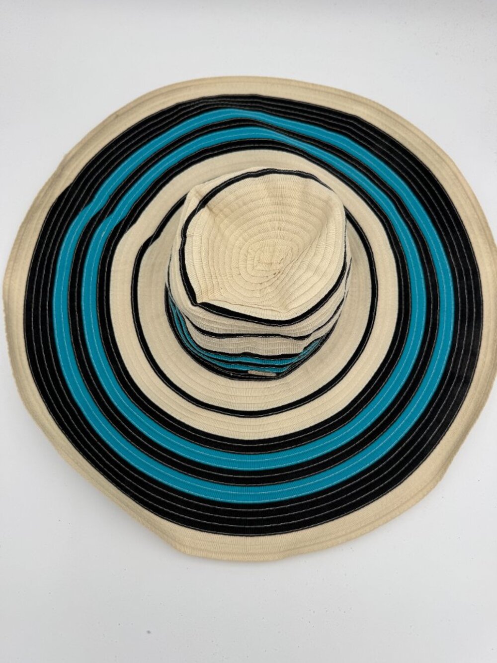Vintage Calvin Klein Ladies Sun Hat