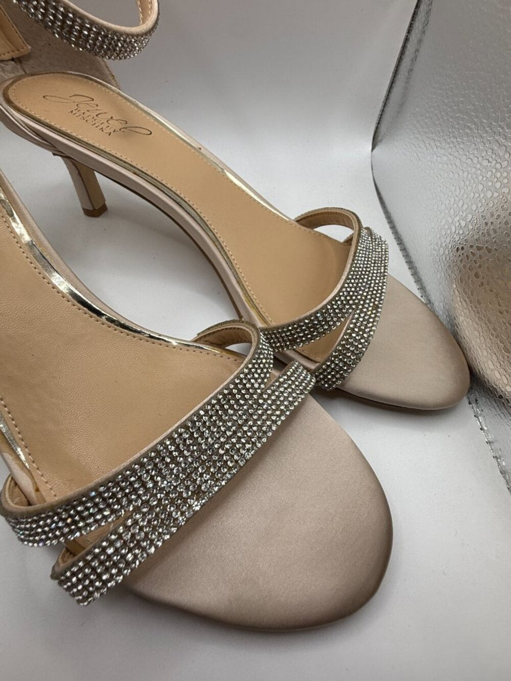 New Badgley Mischka Jewel High Heel Shoes Size 8 1/2