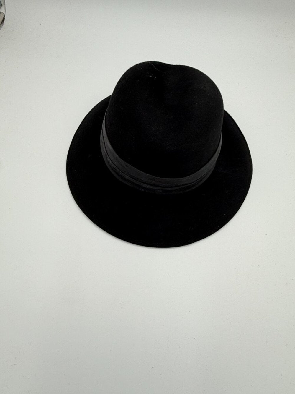 Group of 4 vintage Adolfo New York/Paris Ladies Hats
