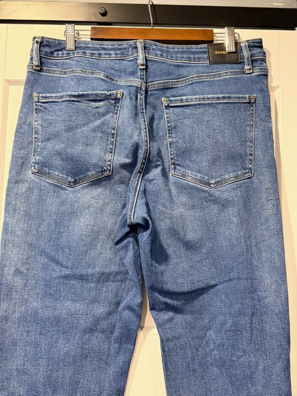 Express Boyfriend Midrise Straight Stretch Blue Jeans