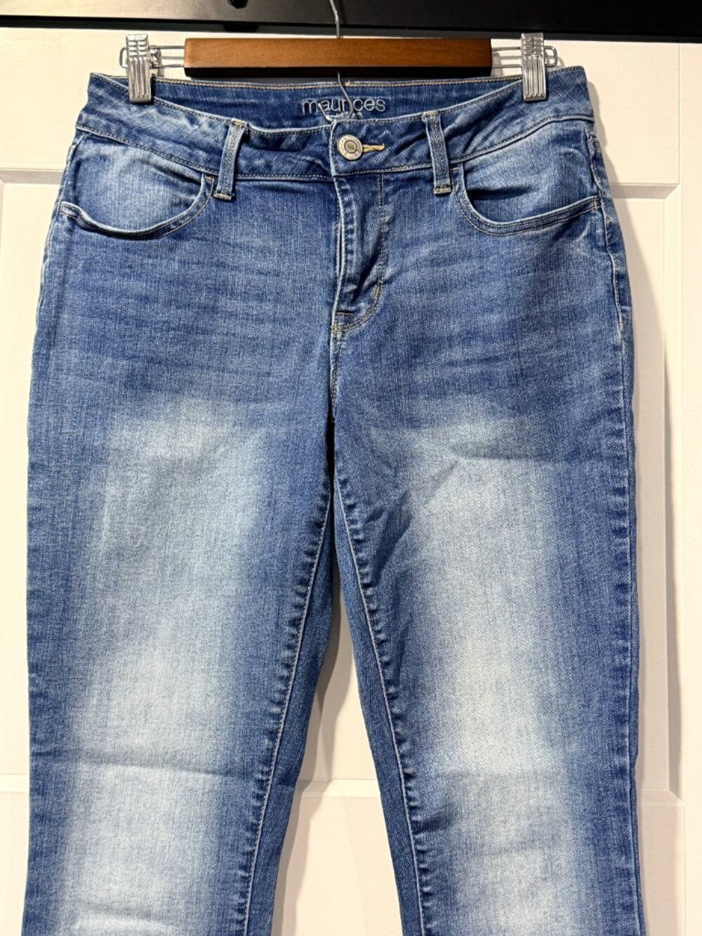 Maurices Midrise Straight Stretch Blue Jeans