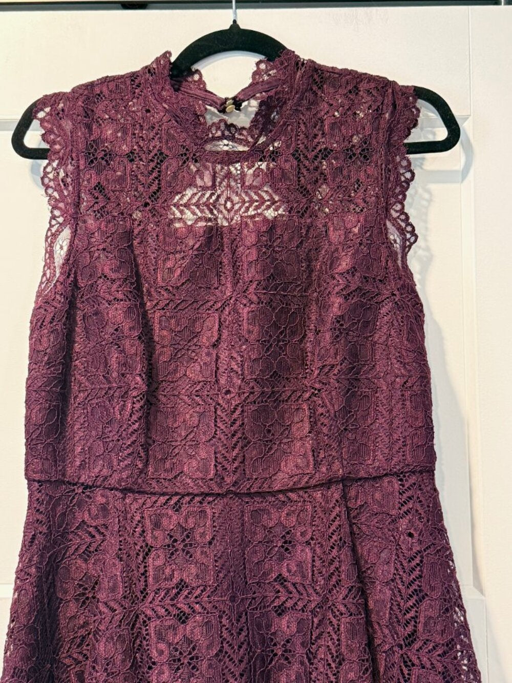 Calvin Klein Burgundy Semi-Formal Lace-Overlay Open-Bacl Midi Dress