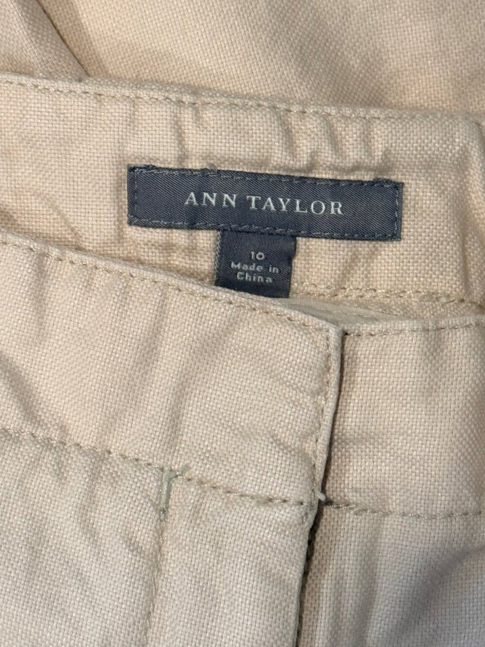 Ann Taylor Linen / Cotton Blend Flowy Tan Capris